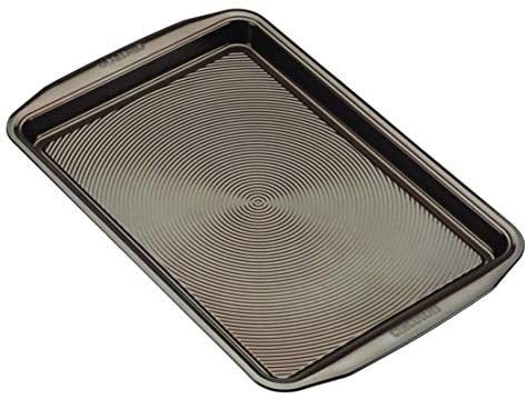 Circulon Symmetry Bakeware 5 Piece Nonstick Bakeware Set in Chocolate - The Finished Room